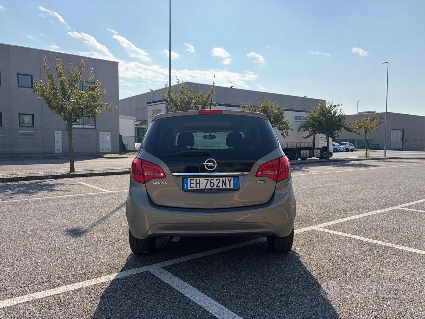 Opel Meriva 2011 photo 2
