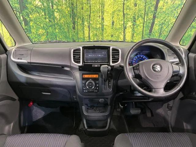 Suzuki Solio 2012 photo 2