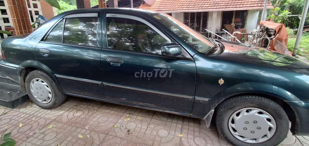 Ford Laser 2002 photo 5