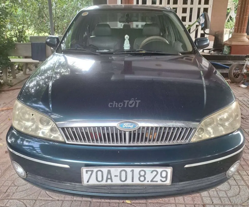 Ford Laser 2002 photo 4