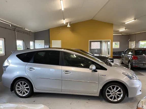 Toyota Prius 2013 photo 3