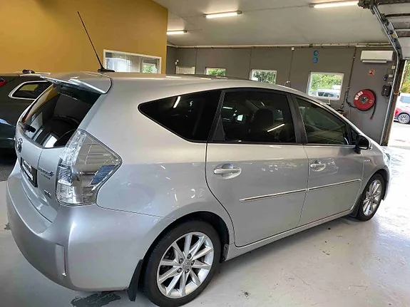Toyota Prius 2013 photo 4