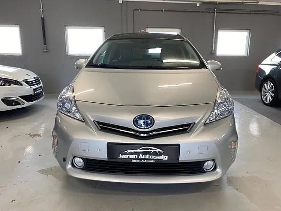 Toyota Prius 2013 photo 2