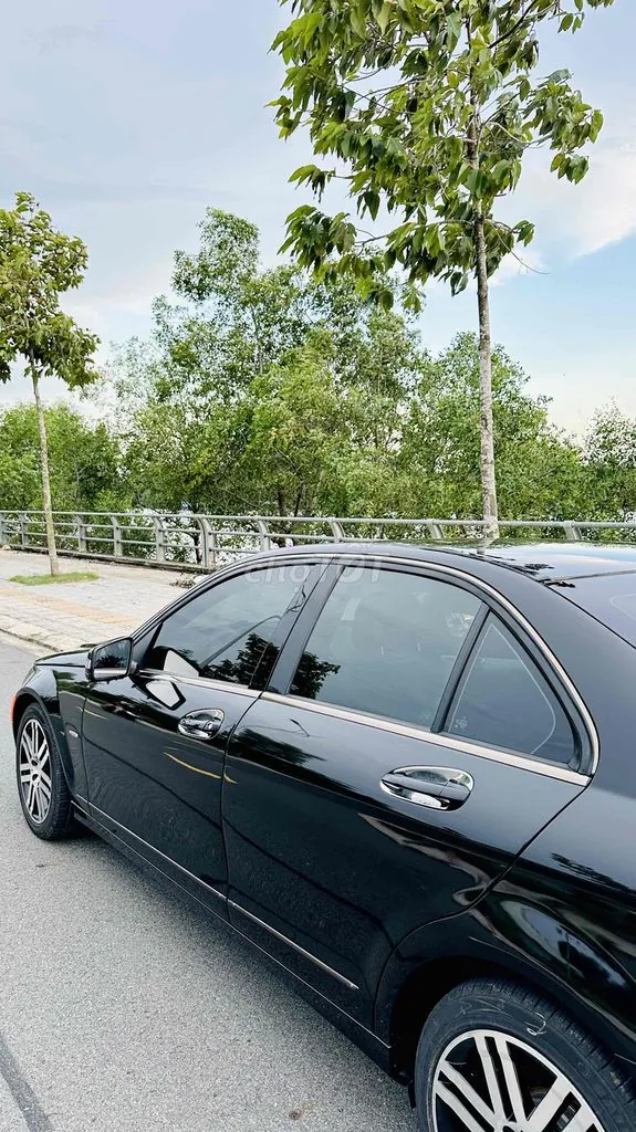 Mercedes-Benz C-Class 2009 photo 3