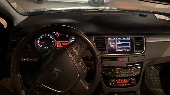 Peugeot 508 2011 photo 4