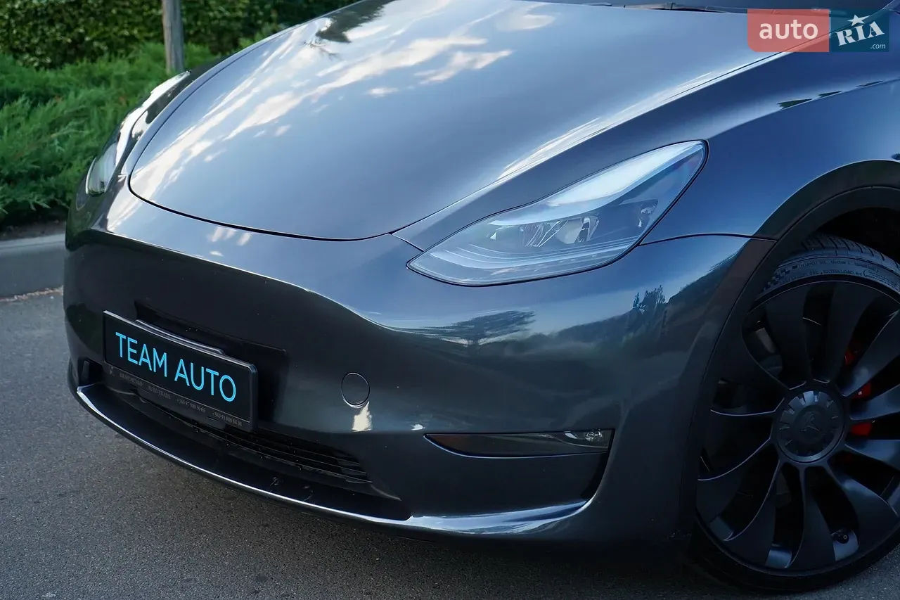 Tesla Model Y 2024 photo 4