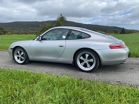 Porsche 911 Carrera 2000 photo 5