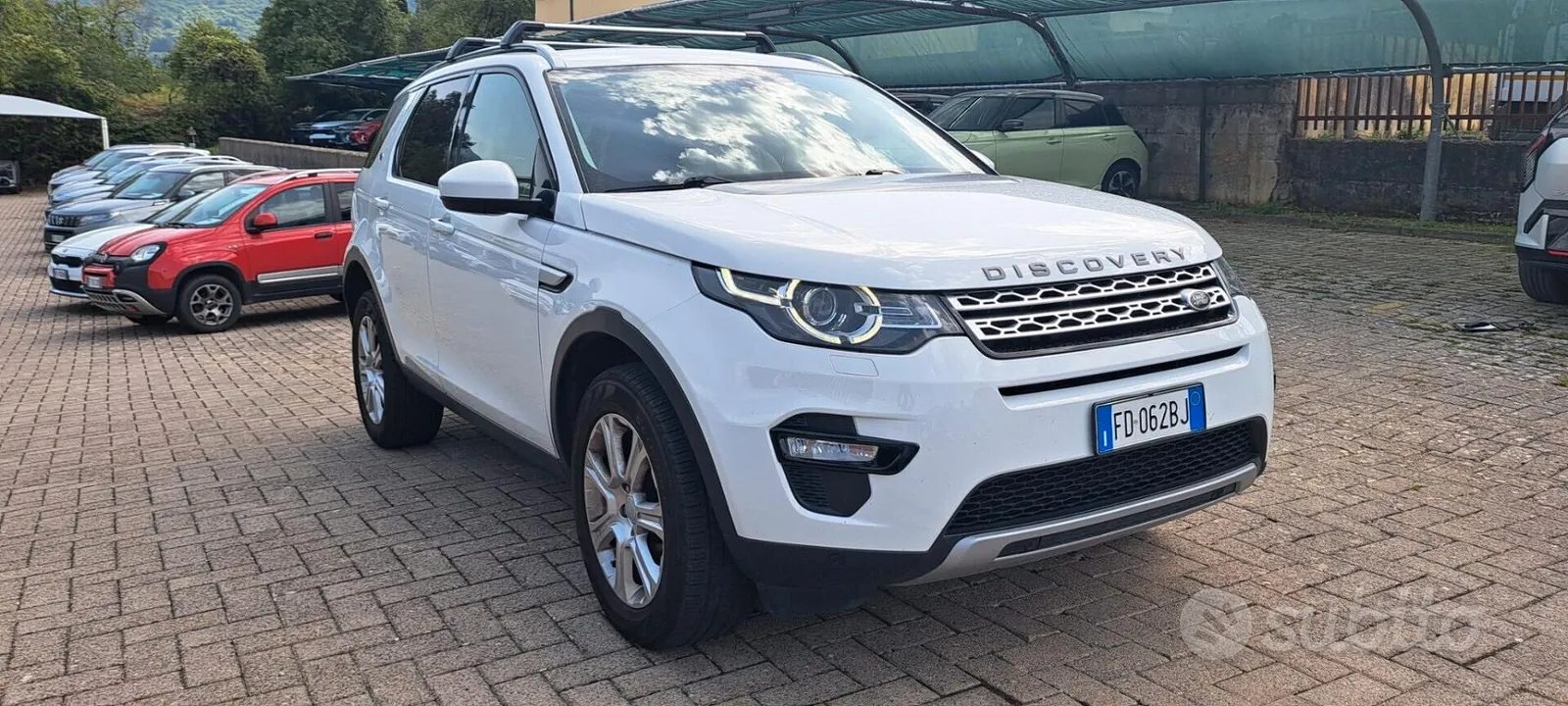 Land Rover Discovery Sport 2016 photo 3