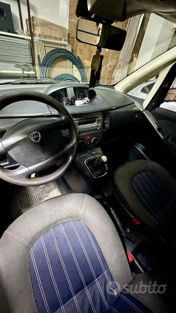 Lancia Musa 2008 photo 3