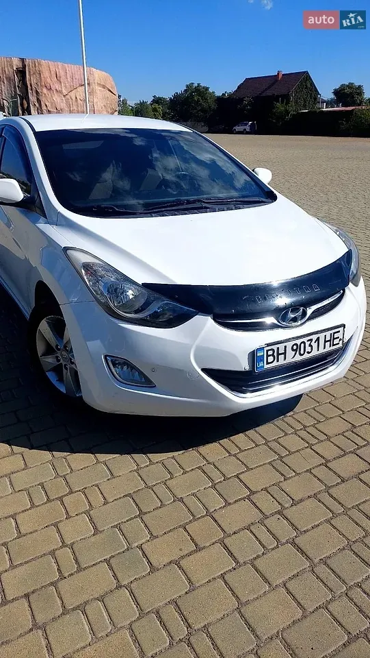 Hyundai Elantra 2011 photo 5