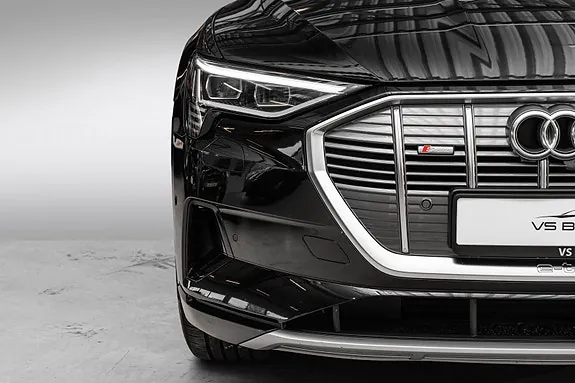 Audi E-Tron 2022 photo 2