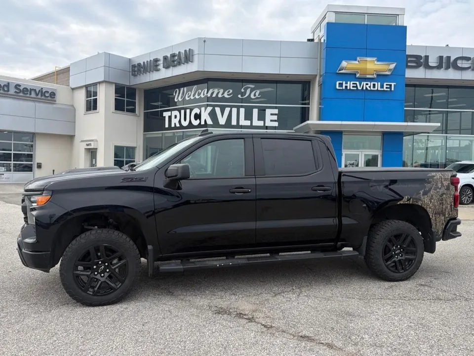 Chevrolet Silverado 1500 2025 photo 3