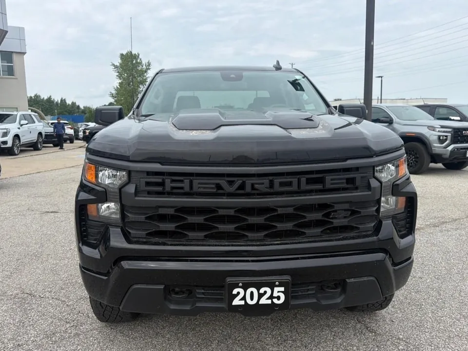 Chevrolet Silverado 1500 2025 photo 4