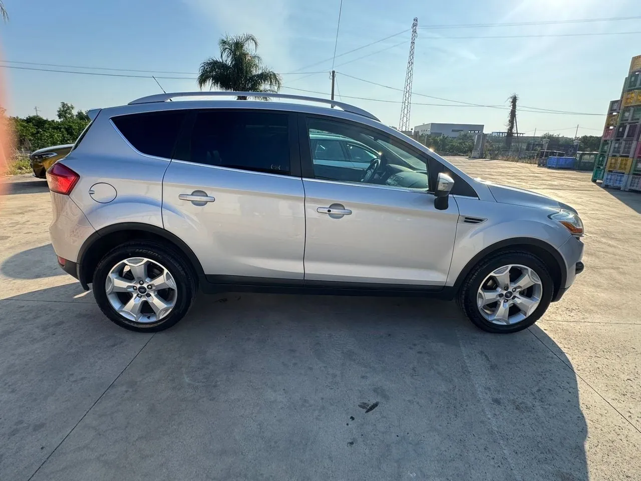 Ford Kuga 2012 photo 3