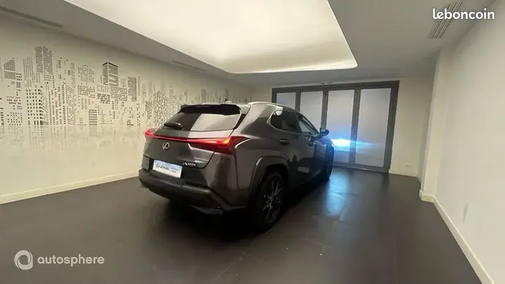 Lexus Ux 2025 photo 5