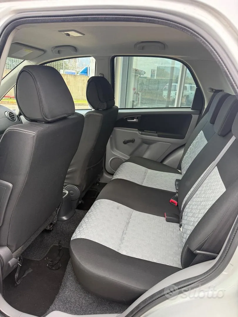 Suzuki Sx4 2013 photo 5