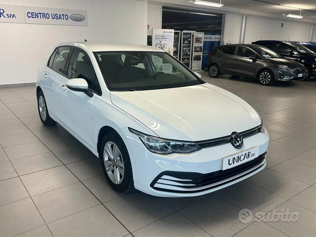 Volkswagen Golf 2023 photo 3