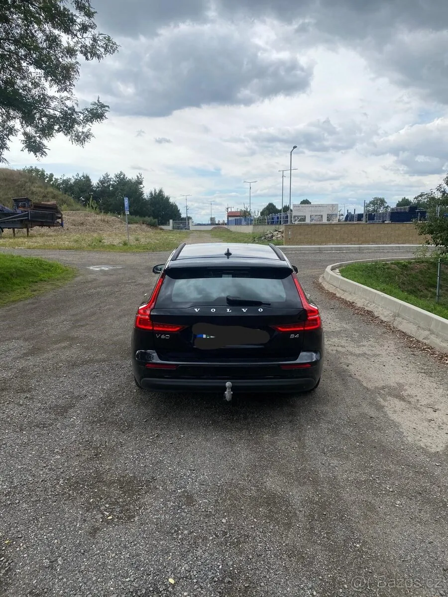 Volvo V60 2024 photo 5