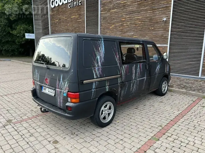 Volkswagen T4 2000 photo 3