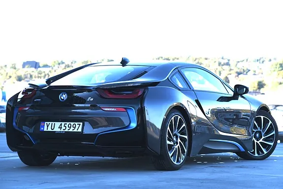 BMW I8 2015 photo 3