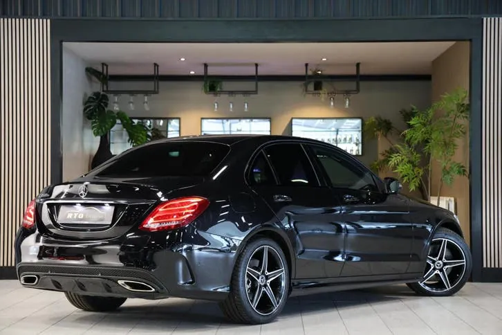 Mercedes-Benz C-Class 2018 photo 3