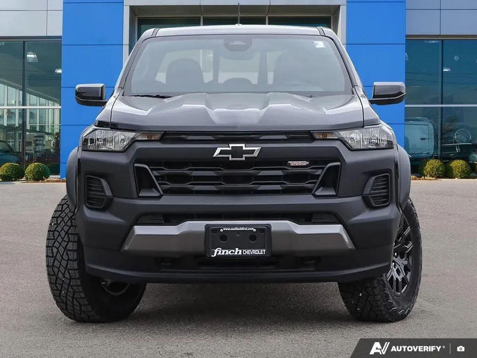 Chevrolet Colorado 2026 photo 2