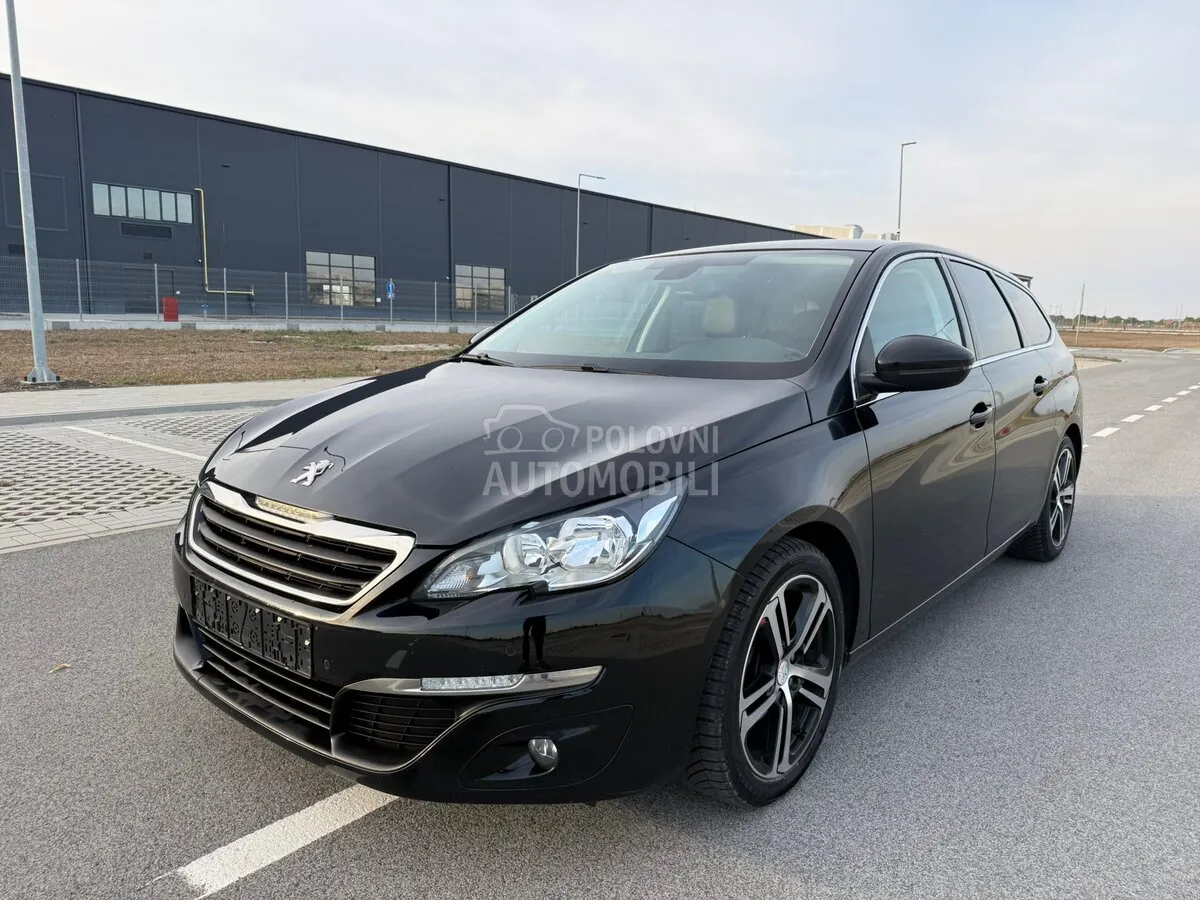 Peugeot 308 2015 photo 3