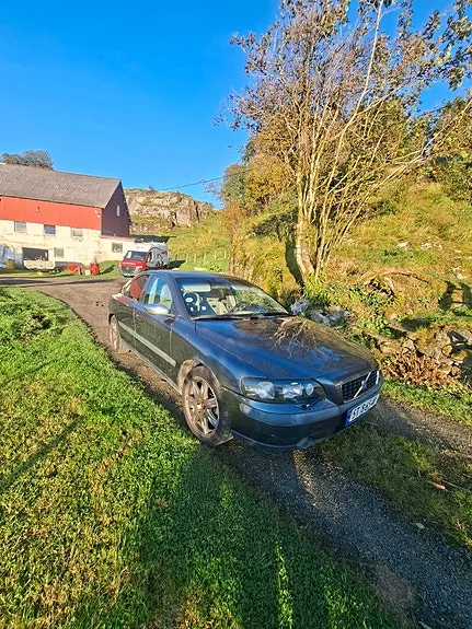 Volvo S60 2004 photo 2