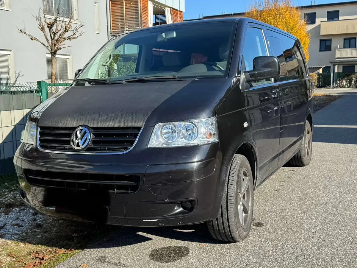 Volkswagen T5 2004 photo 2