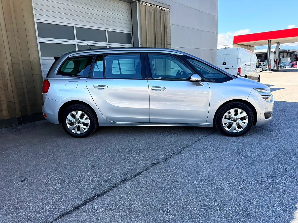 Citroen Grand C4 Picasso 2015 photo 2