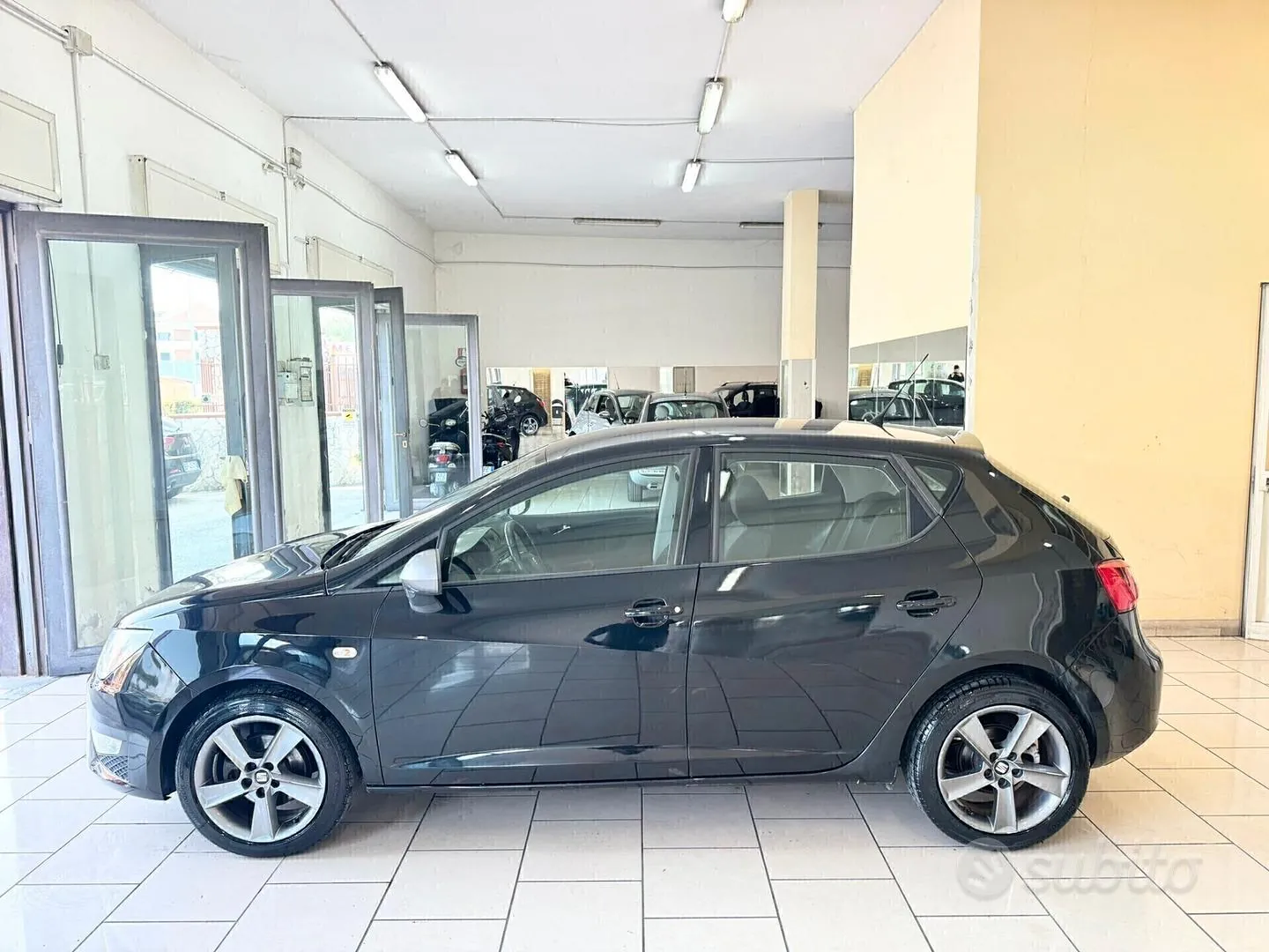 Seat Ibiza 2014 photo 4