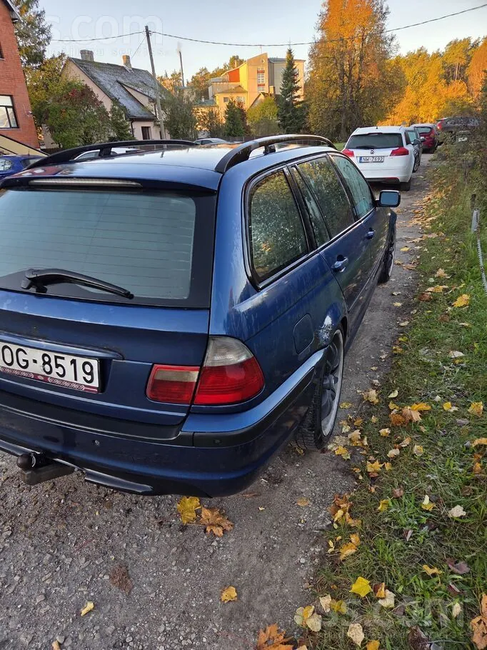 BMW 320 2003 photo 3