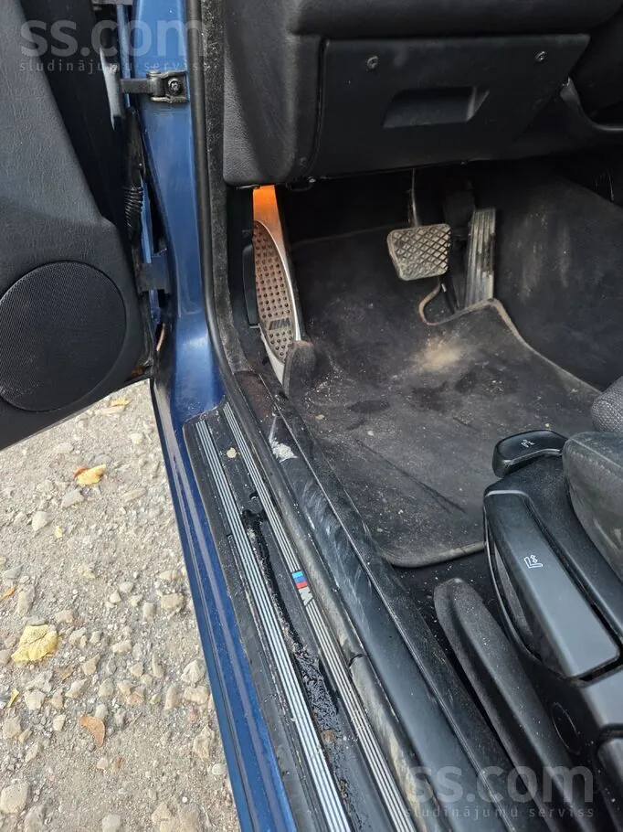 BMW 320 2003 photo 4