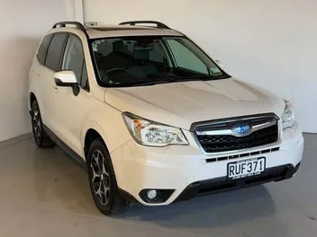 Subaru Forester 2015 photo 2