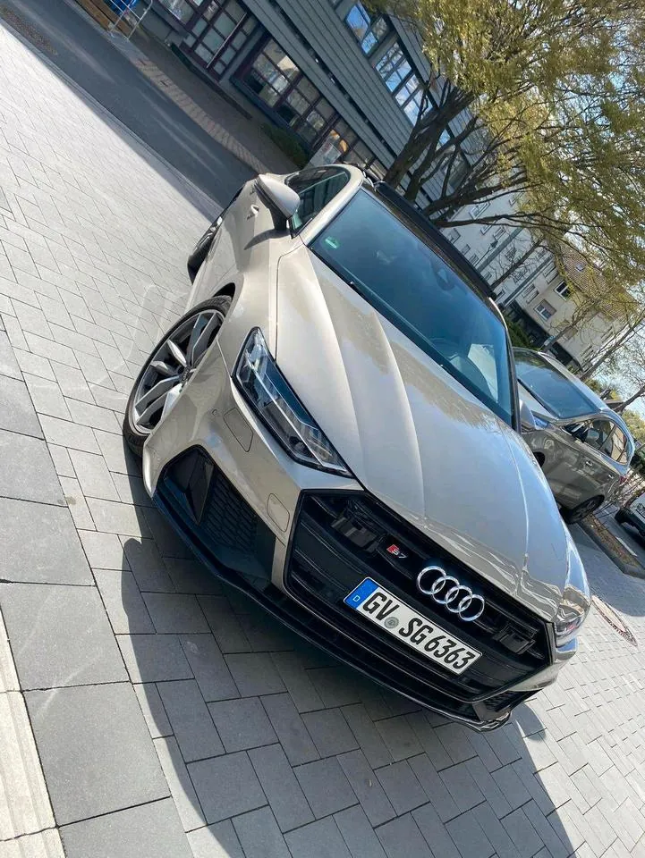 Audi S7