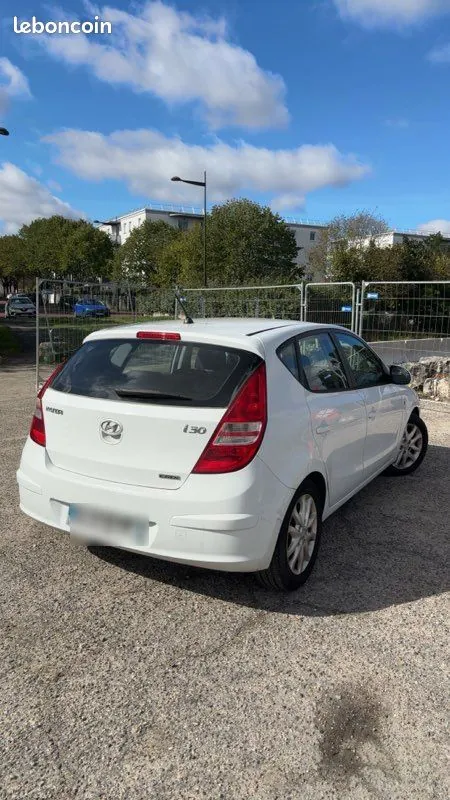 Hyundai I30 2010 photo 3