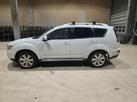 Mitsubishi Outlander 2010 photo 4