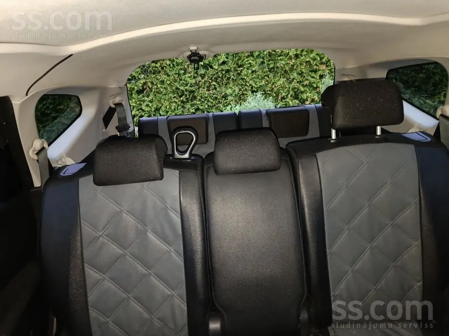 Nissan Qashqai 2011 photo 4