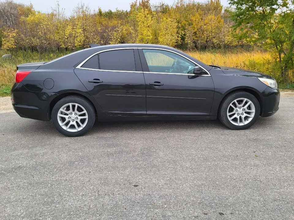 Chevrolet Malibu 2015 photo 2