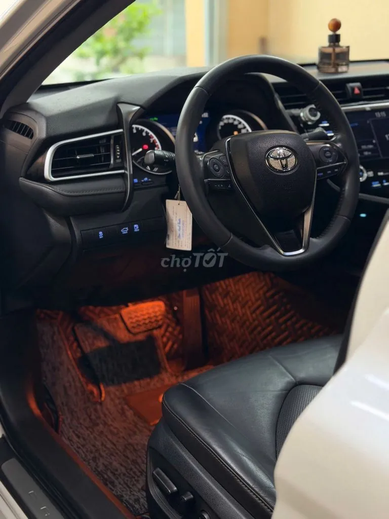 Toyota Camry 2021 photo 4
