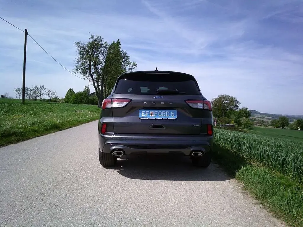 Ford Kuga 2023 photo 3
