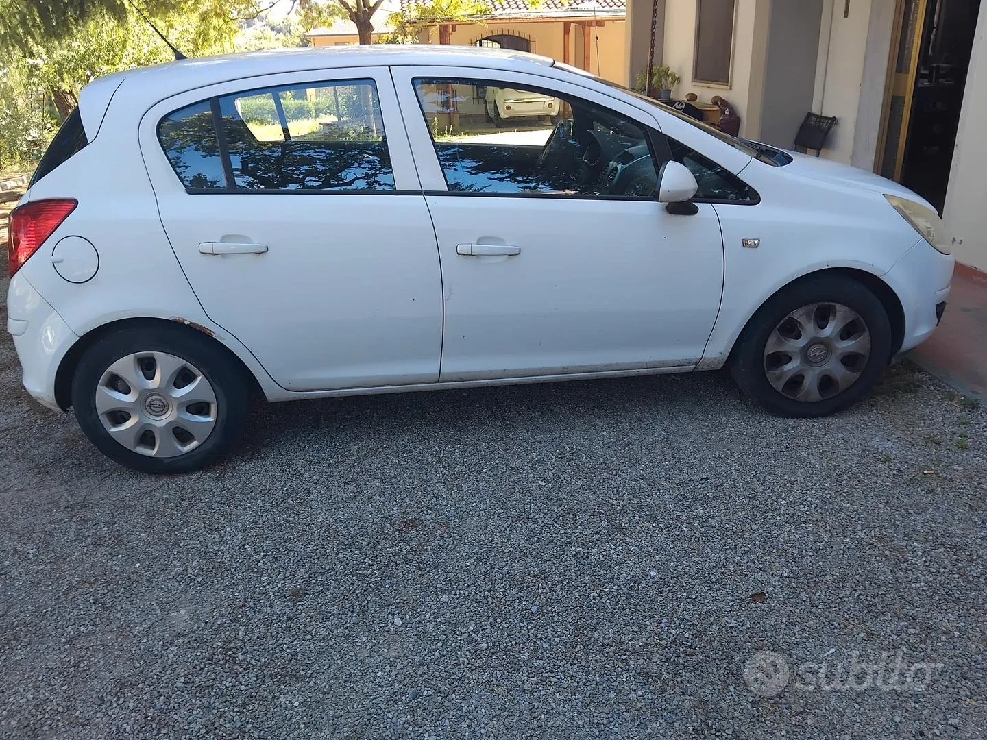 Opel Corsa 2007 photo 2