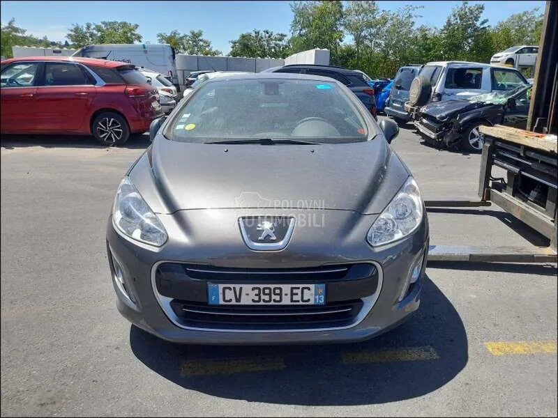 Peugeot 308 2013 photo 2