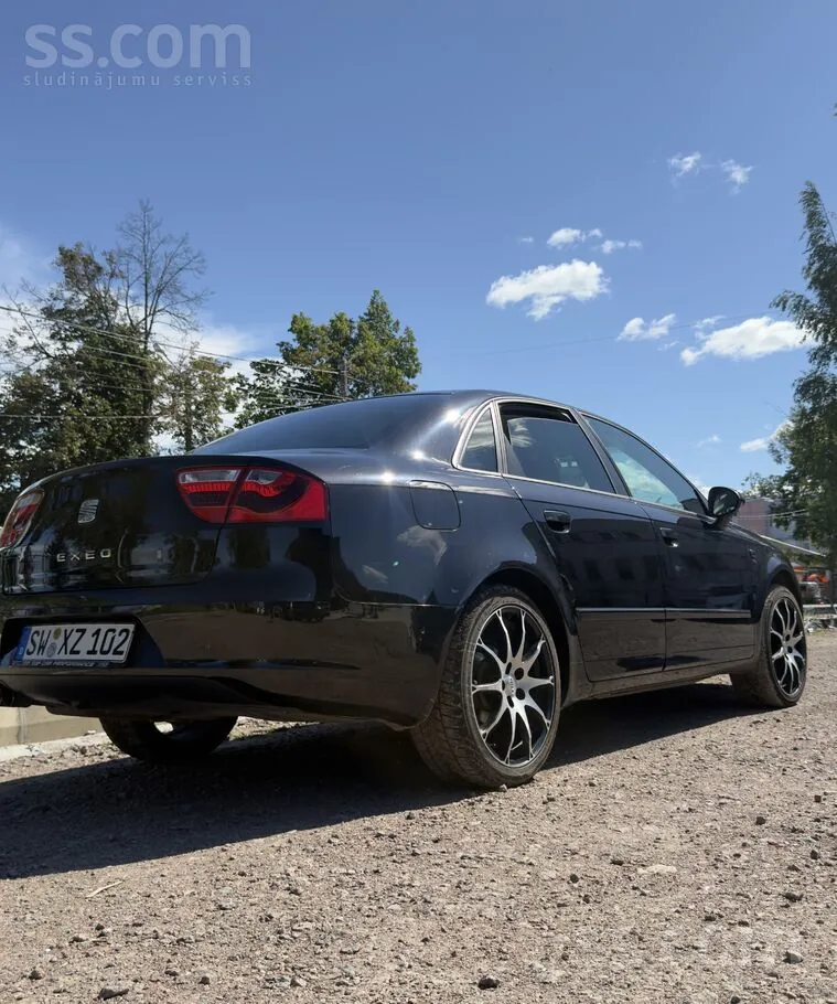 Seat Exeo 2012 photo 3