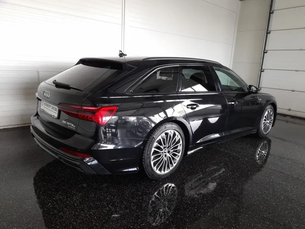 Audi A6 2021 photo 2