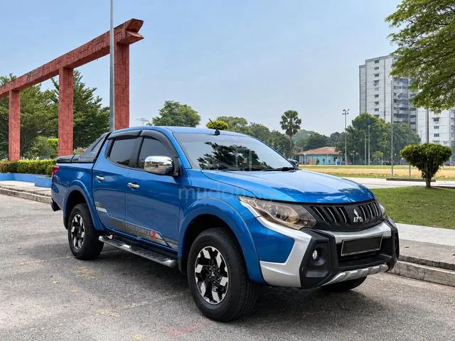 Mitsubishi Triton