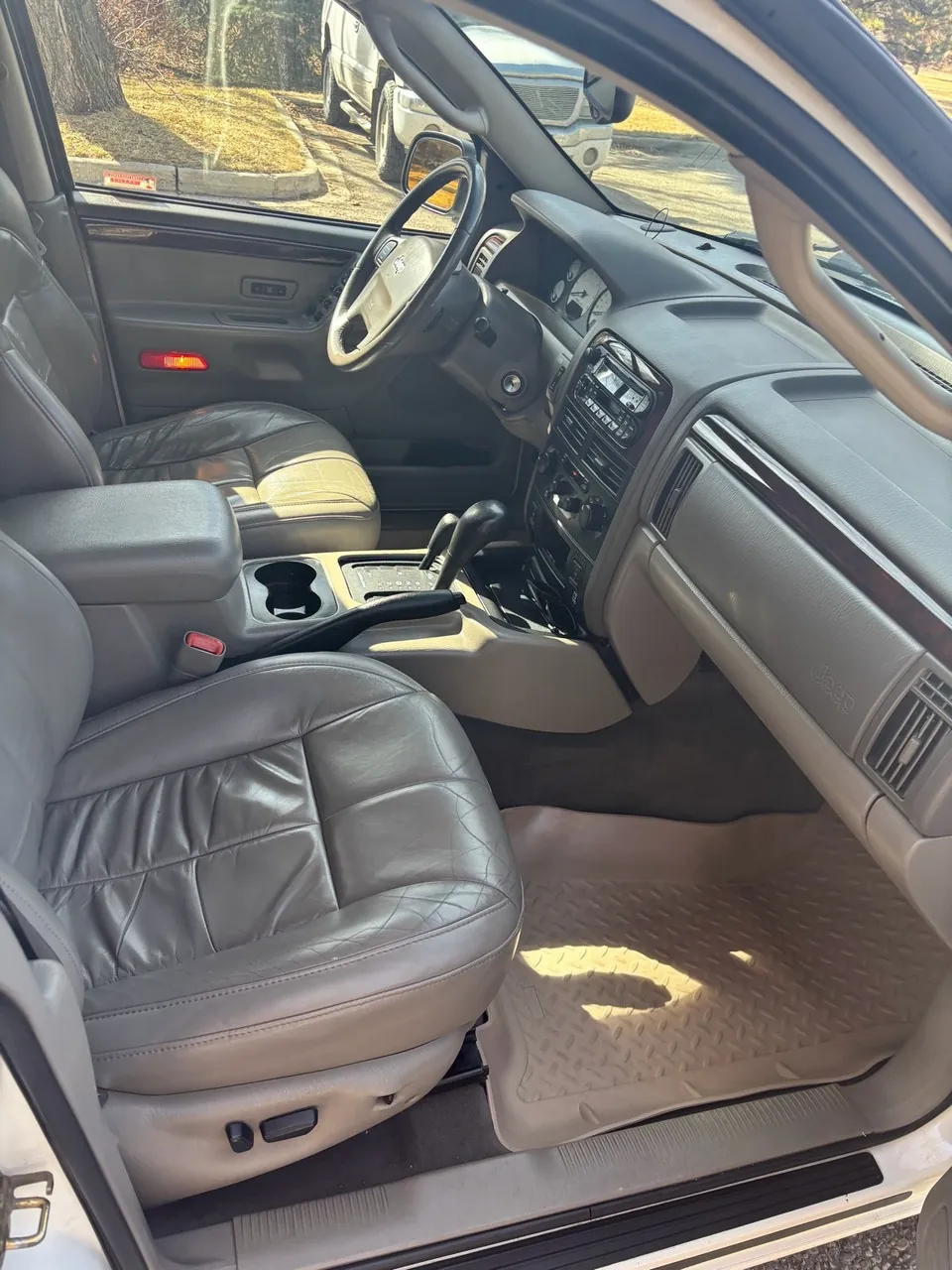 Jeep Grand Cherokee 2003 photo 3