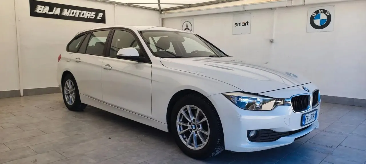 BMW 3 Series 2013 photo 2