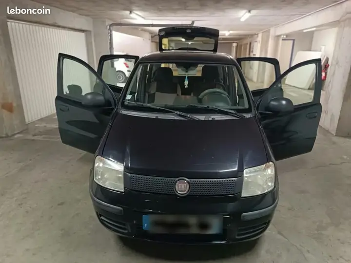 Fiat Panda 2010 photo 2