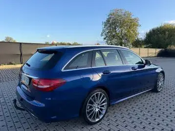 Mercedes-Benz C250 2015 photo 2